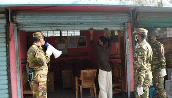 করোনা প্রতিরোধে কাজ করে যাচ্ছে বাংলাদেশ সেনাবাহিনী