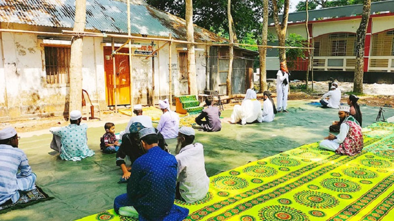 দেশের দুই গ্রামে ঈদ উদযাপন