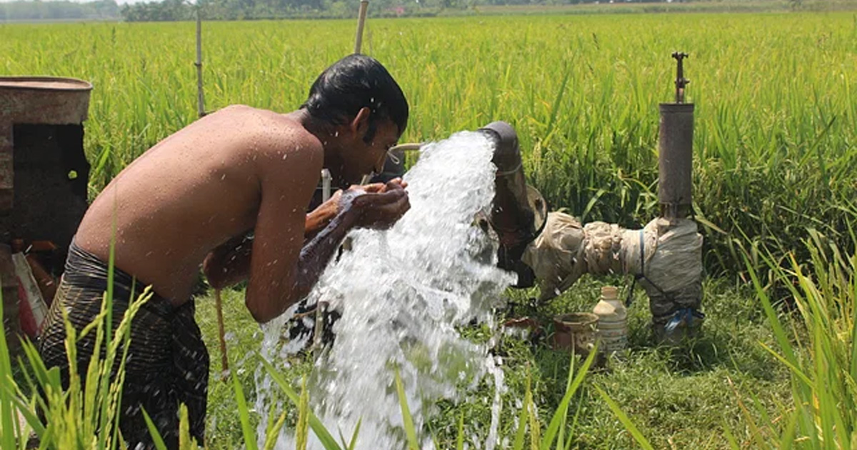 অতিপ্রয়োজন ছাড়া ঘর থেকে বের না হওয়ার পরামর্শ