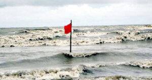 দুপুরের মধ্যে ১৯ অঞ্চলে ঝড়ের আভাস