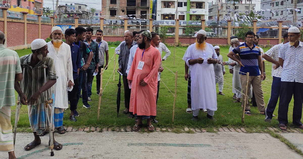 খুলনা-বরিশাল সিটির ভোটগ্রহণ চলছে