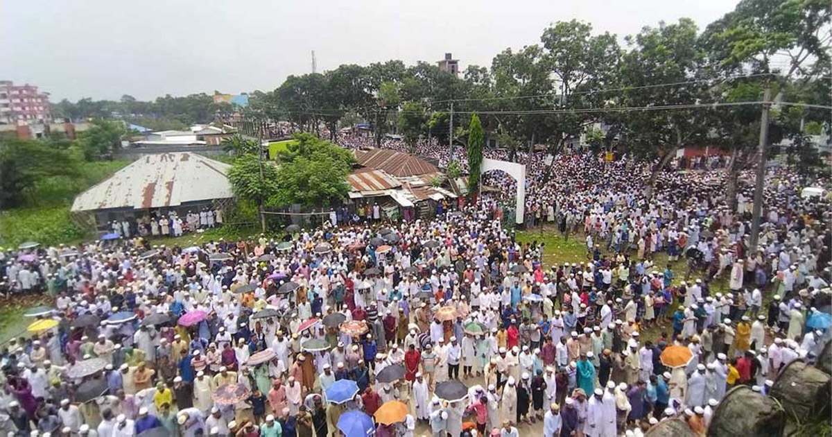 বড় ছেলের কবরের পাশে সাঈদীর দাফন সম্পন্ন