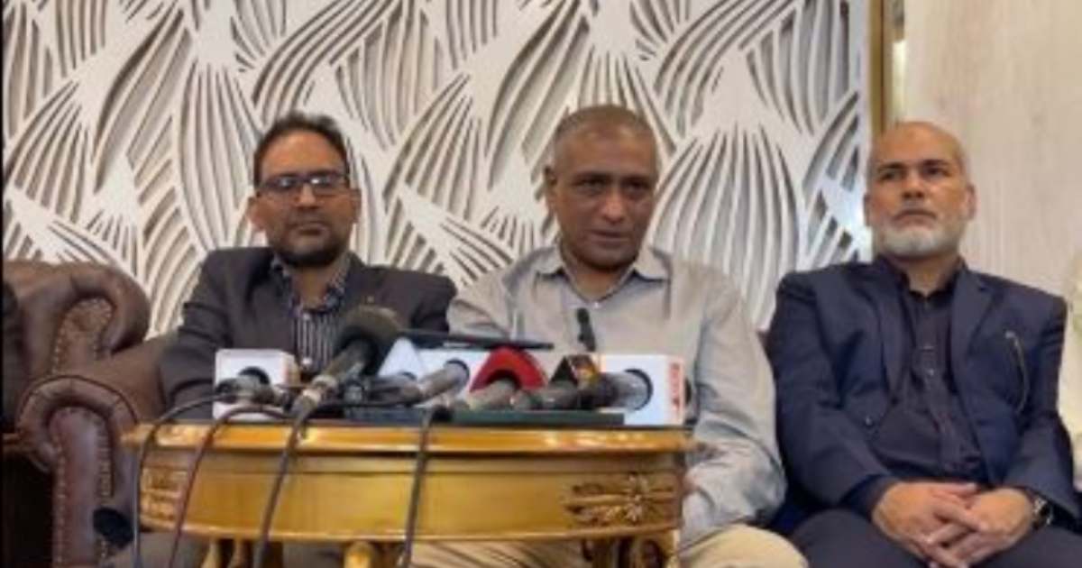 রাশেদ মাকসুদের পদত্যাগের দাবিতে অনির্দিষ্টকালের কর্মবিরতির ডাক বিএসইসি কর্মকর্তাদের