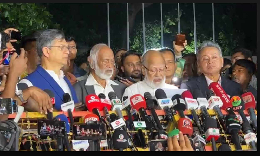 বিতর্কিত উপদেষ্টাদের বাদ দিয়ে পরিষদ পুনর্গঠনের দাবি বিএনপির