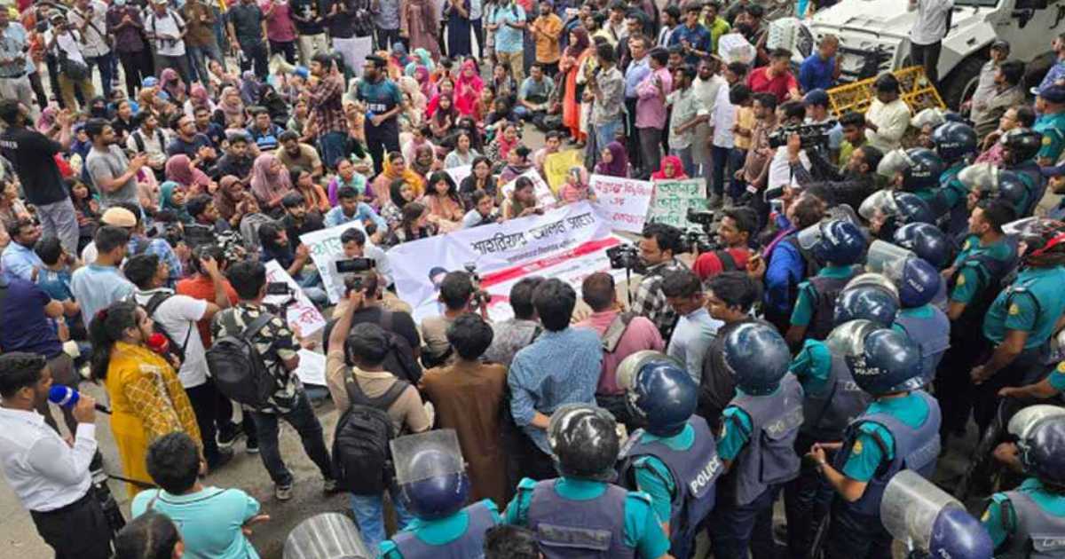 সাম্য হত্যার বিচার দাবিতে শাহবাগ অবরোধ ছাত্রদলের শেখ হাসিনা