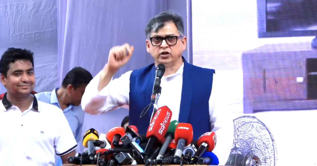নির্বাচনের রোডম্যাপ চেয়েছিলাম, পদত্যাগের নাটক নয়: সালাহউদ্দিন আহমেদ ঢাকা ব্যাংক