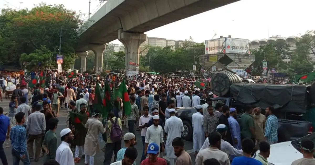 হাসনাতের ঘোষণার পর শাহবাগ অবরোধ বিএটিবিসি