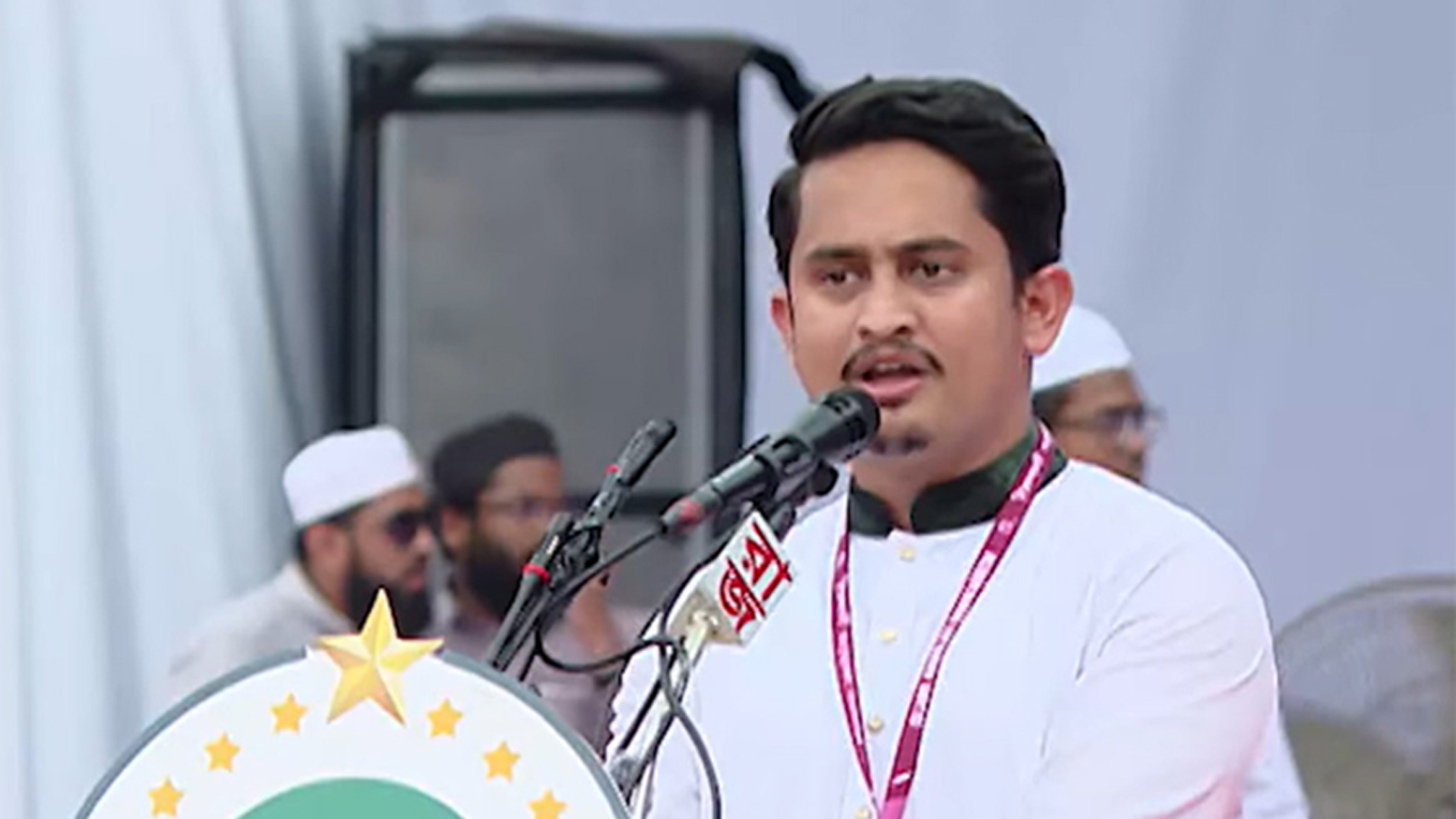 জুলাই স্পিরিট যতদিন থাকবে, কোনো ষড়যন্ত্র দেশকে পিছিয়ে দিতে পারবে না: সারজিস আলম ডিএসই