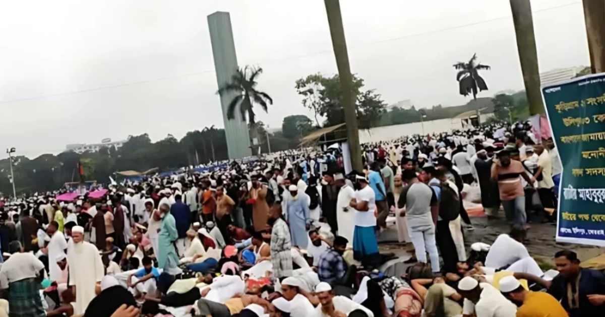 জামায়াতের মহাসমাবেশ আজ, ফজরেই পূর্ণ সোহরাওয়ার্দী উদ্যান এপেক্স স্পিনিং