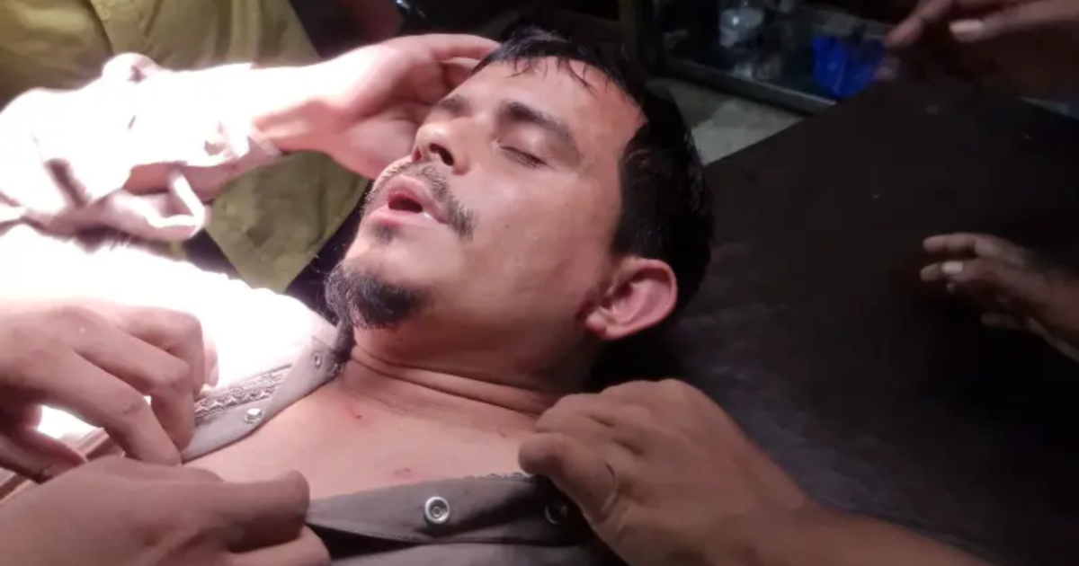 চাঁদাবাজি বন্ধে বাধা, মোহাম্মদপুরে এনসিপি নেতাদের ওপর সন্ত্রাসী হামলা বিদেশী