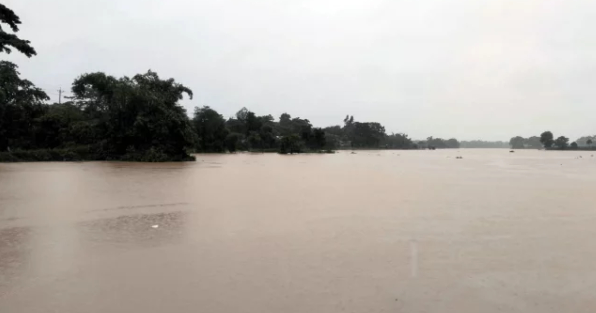 গোমতী নদীর পানি দ্রুত বাড়ছে, কুমিল্লায় বন্যার শঙ্কা ব্লক