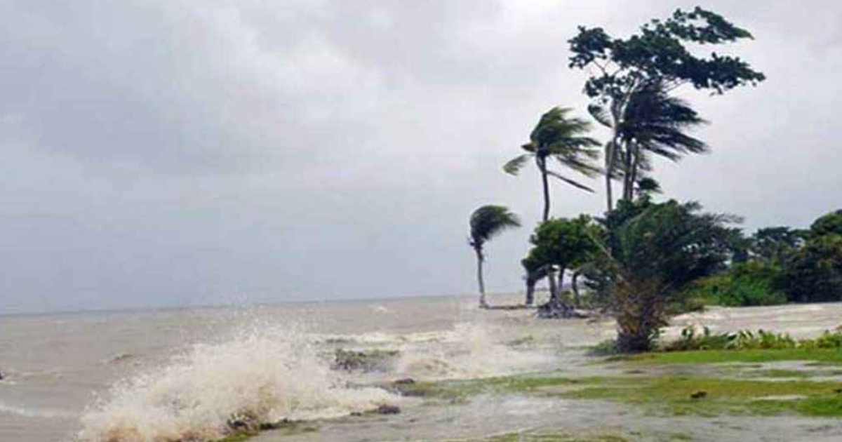 ১২ ঘণ্টার মধ্যে লঘুচাপের আশঙ্কা, বৃষ্টির পূর্বাভাস ব্যাংক