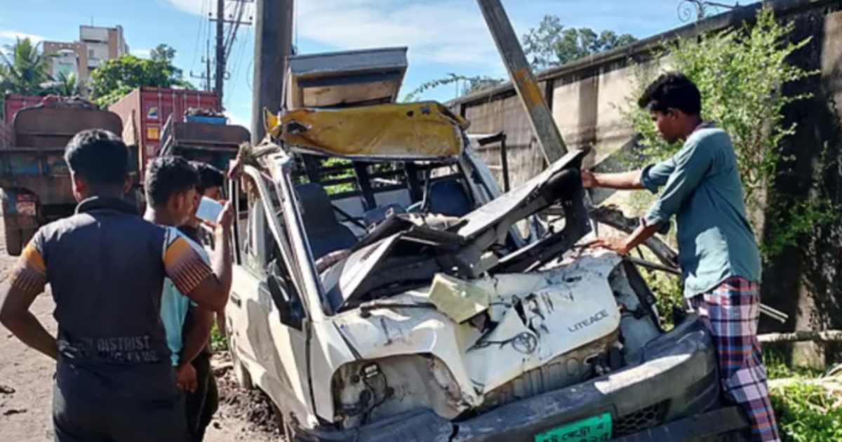 চট্টগ্রামে পিকআপ-কাভার্ডভ্যানের সংঘর্ষে নিহত ৫ লেনদেন