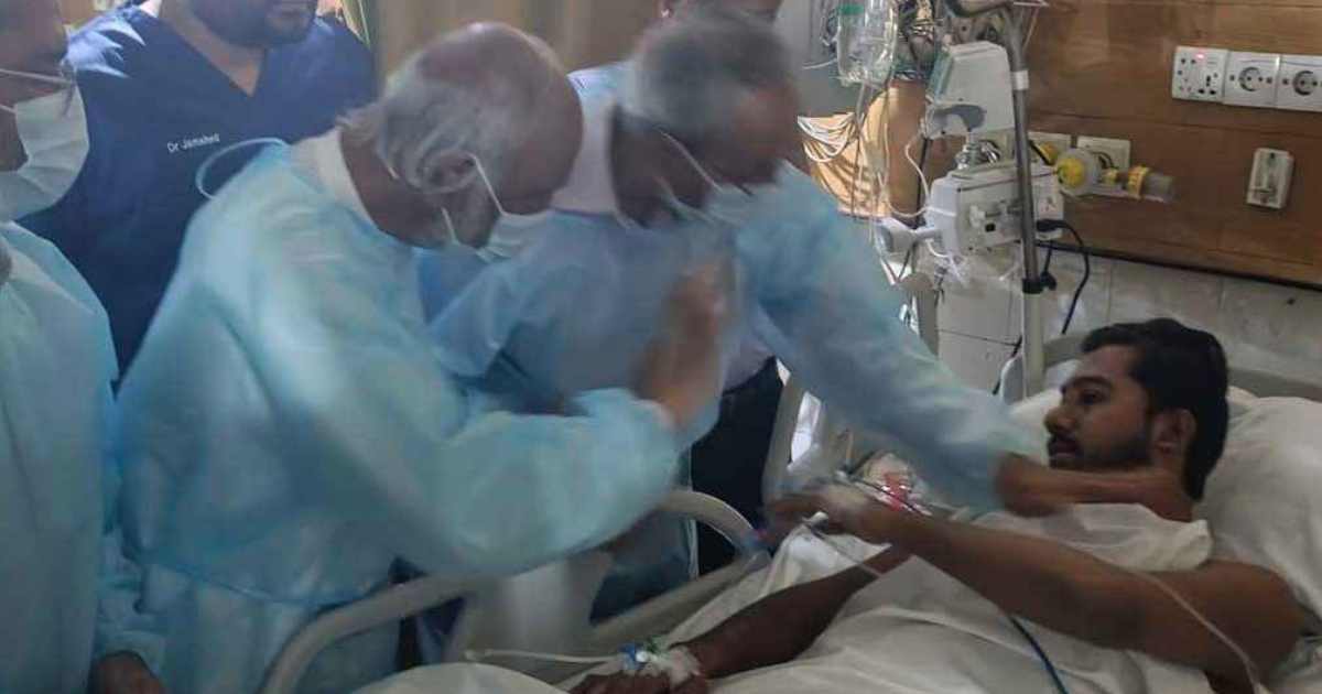 আহত নুরকে দেখতে হাসপাতালে বিএনপি নেতা ড. মঈন খান সাপ্তাহিক