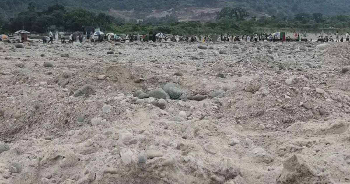 ফিরিয়ে আনা হবে লুট হওয়া সাদা পাথর, চলবে যৌথবাহিনীর অভিযান পুঁজিবাজার