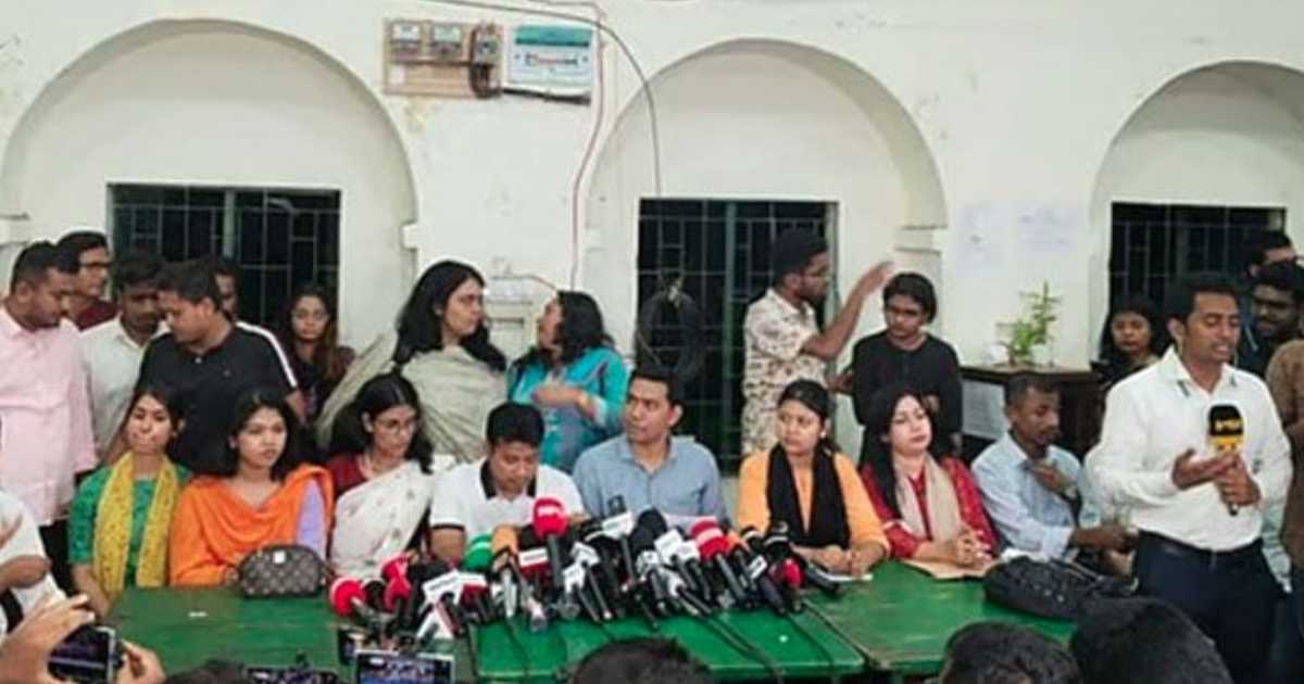 ‘মব’ সৃষ্টি করে মনোনয়নপত্র সংগ্রহে বাধা দেওয়ার অভিযোগ ছাত্রদলের ব্লকে