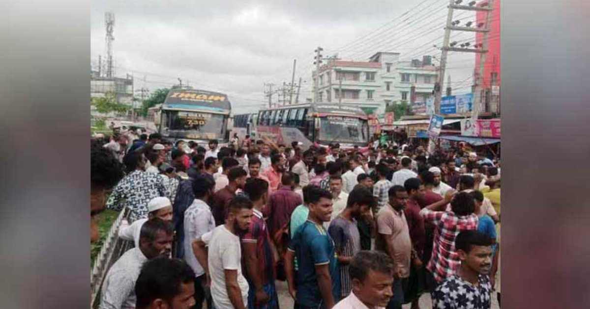 ঢাকা-ময়মনসিংহ মহাসড়কে যান চলাচল বন্ধ, চরম ভোগান্তি সাপ্তাহিক
