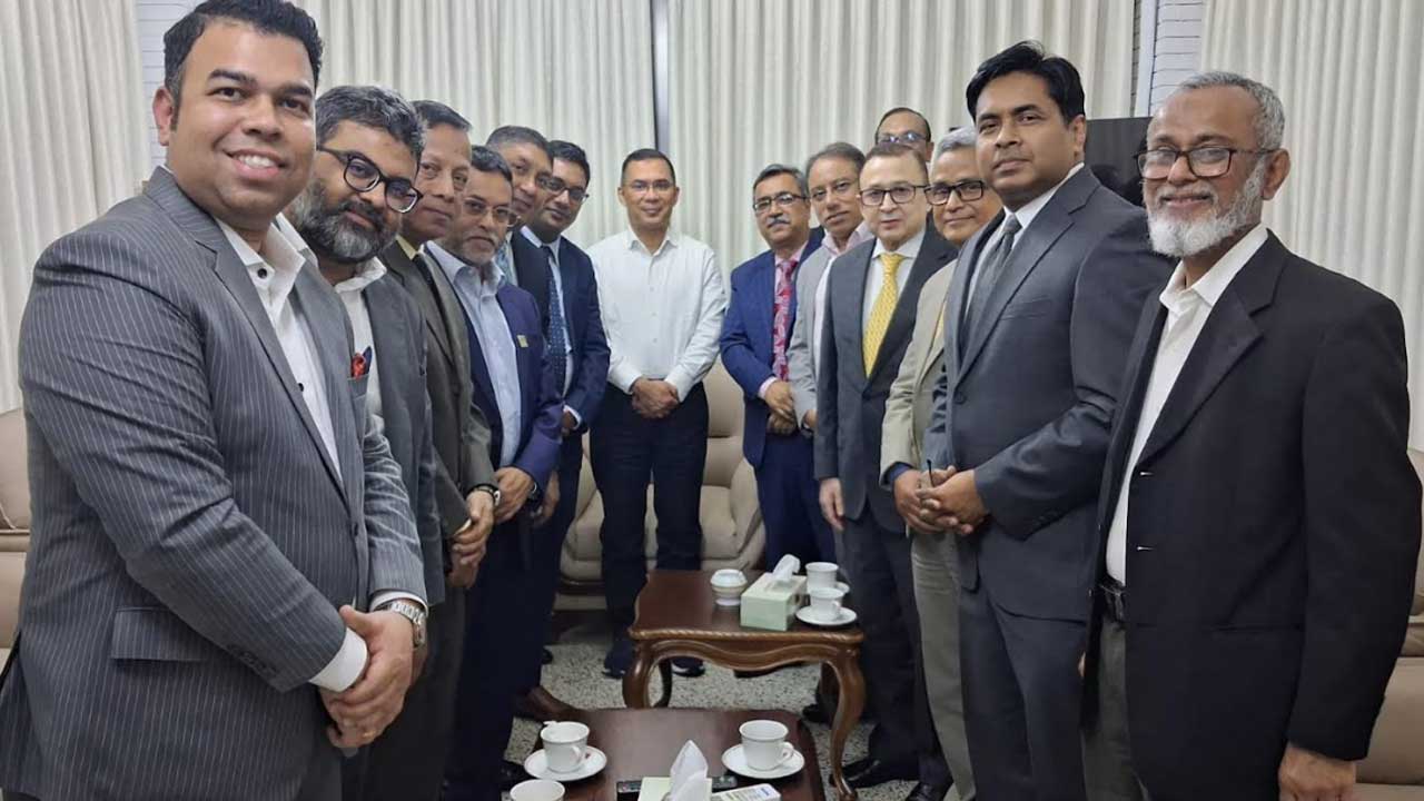 পুঁজিবাজারে