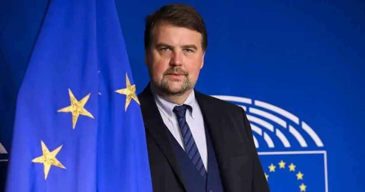 আইপিডিসি ফাইন্যান্স