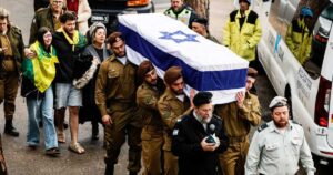 একাধিক যুদ্ধে লড়াই করে ক্লান্ত ইসরায়েলি সেনাবাহিনী