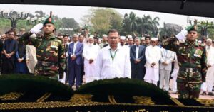 স্পিকার হাফিজ উদ্দিনের স্ত্রীর জানাজা সম্পন্ন, কফিনে প্রধানমন্ত্রীর শ্রদ্ধা