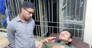 তেল কিনতে গিয়ে হামলার শিকার চাকসু নেতা