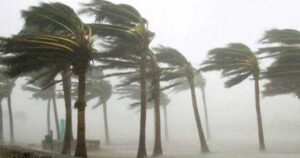 ঢাকাসহ ৪ জেলায় রাতে ৮০ কিমি বেগে ঝড়ের আভাস