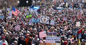 যুক্তরাষ্ট্রে ট্রাম্পের বিরুদ্ধে ৮০ লাখ মানুষের বিক্ষোভ