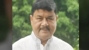 ভারত থেকে ঈদ করতে দেশে ফেরার পথে আ.লীগ নেতা গ্রেফতার