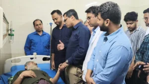 চিকিৎসাধীন মুগ্ধের বাবার খোঁজ নিলেন প্রধানমন্ত্রী