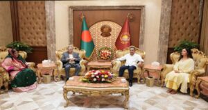 স্বাধীনতা দিবস উপলক্ষে রাষ্ট্রপতির সঙ্গে প্রধানমন্ত্রীর সাক্ষাৎ