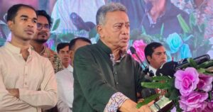 বিশ্ববিদ্যালয়ে দলীয়করণের কোনো সুযোগ নেই: আমির খসরু