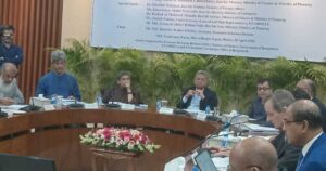 জ্বালানি সংকটের প্রভাব, ভবিষ্যতে বাড়তে পারে দ্রব্যমূল্য: অর্থমন্ত্রী