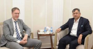 স্বরাষ্ট্রমন্ত্রীর সঙ্গে ইউএনডিপির আবাসিক প্রতিনিধি দলের সাক্ষাৎ