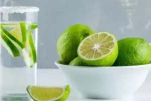 প্রতিদিন লেবু পানি খেলে যেসব উপকার হয়