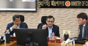 যুক্তরাষ্ট্রের সঙ্গে বাণিজ্য চুক্তি নিয়ে উদ্বেগ না ছড়ানোর আহ্বান: বাণিজ্যমন্ত্রী